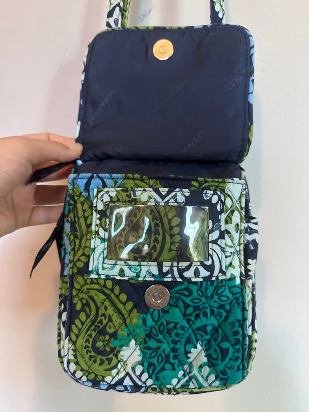 EUC Vera Bradley Crossbody Bag in Retired Caribbean Sea Paisley Green Pattern - Picture 5 of 9